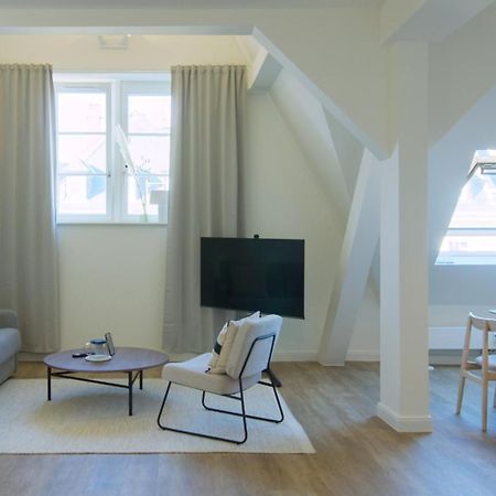 Vonbehling Boutique Apt. - Blick Ueber Die Daecher Wiesbaden Exteriör bild