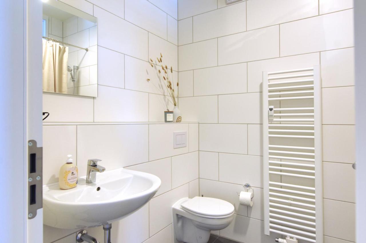 Vonbehling Boutique Apt. - Blick Ueber Die Daecher Wiesbaden Exteriör bild